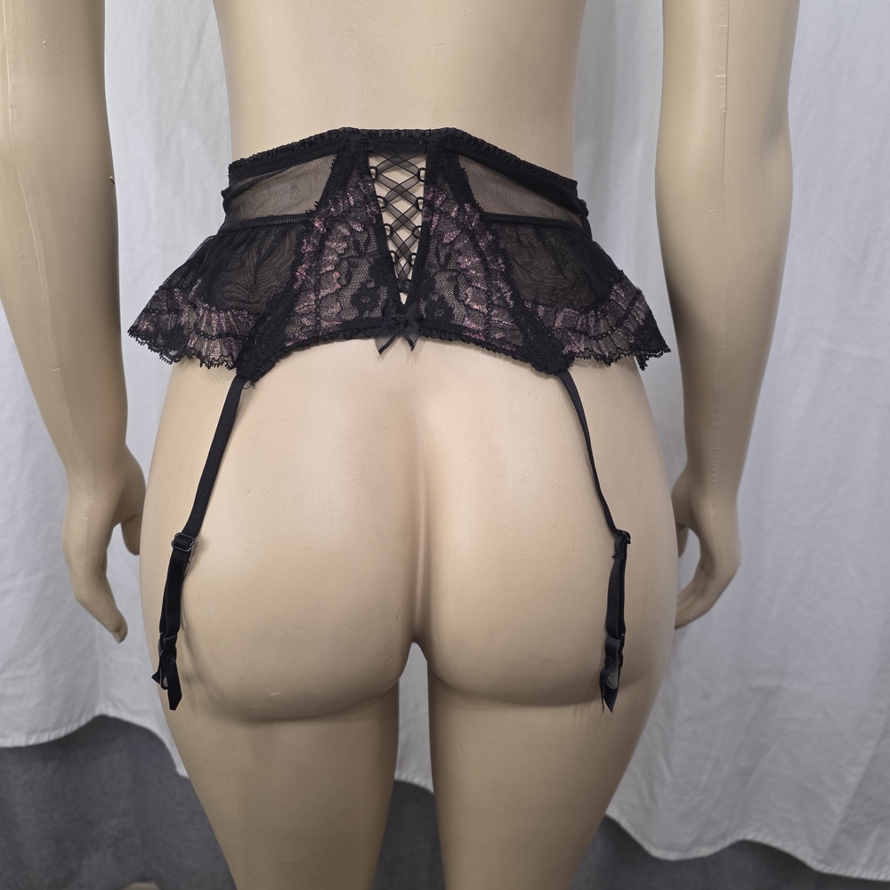 Victoria's Secret Black and Pink Lace Garter Belt